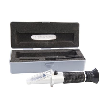 Colostrum Refractometer 3 Colostrum Refractometer